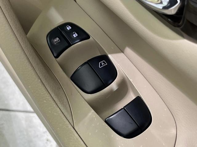 ティアナ ＸＬ　ナビＡＶＭパッケージ　純正ナビ　全周囲カメラ　衝突軽減装置　禁煙車　ドラレコ　コーナーセンサー　スマートキー　ＨＩＤヘッド　ＥＴＣ　クルコン　純正１６インチアルミ　オートライト　デュアルオートエアコン　パワーシート（39枚目）