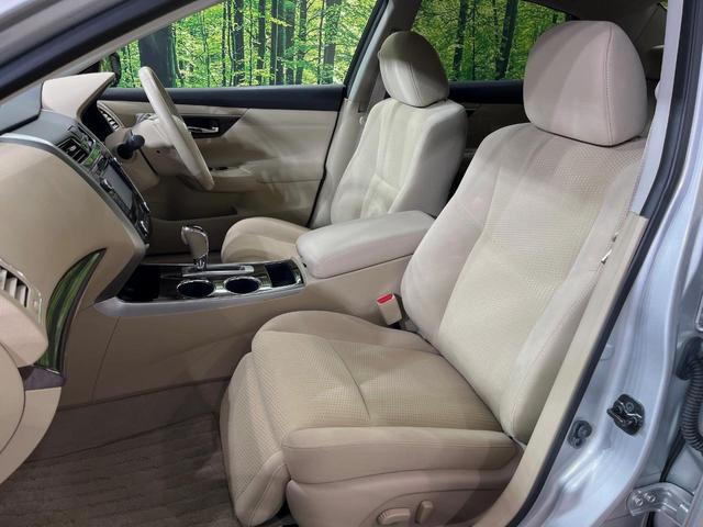 ティアナ ＸＬ　ナビＡＶＭパッケージ　純正ナビ　全周囲カメラ　衝突軽減装置　禁煙車　ドラレコ　コーナーセンサー　スマートキー　ＨＩＤヘッド　ＥＴＣ　クルコン　純正１６インチアルミ　オートライト　デュアルオートエアコン　パワーシート（42枚目）