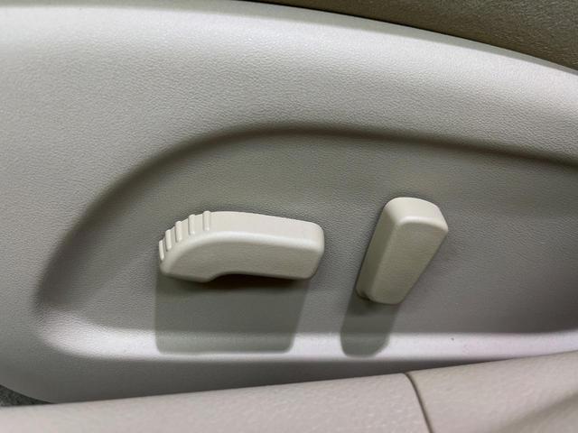 ティアナ ＸＬ　ナビＡＶＭパッケージ　純正ナビ　全周囲カメラ　衝突軽減装置　禁煙車　ドラレコ　コーナーセンサー　スマートキー　ＨＩＤヘッド　ＥＴＣ　クルコン　純正１６インチアルミ　オートライト　デュアルオートエアコン　パワーシート（47枚目）