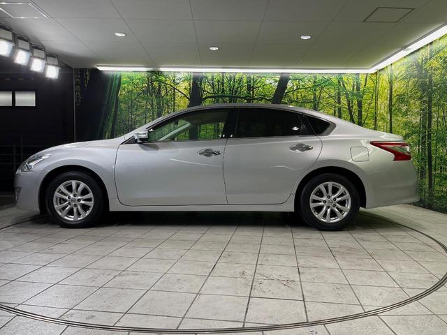 ティアナ ＸＬ　ナビＡＶＭパッケージ　純正ナビ　全周囲カメラ　衝突軽減装置　禁煙車　ドラレコ　コーナーセンサー　スマートキー　ＨＩＤヘッド　ＥＴＣ　クルコン　純正１６インチアルミ　オートライト　デュアルオートエアコン　パワーシート（50枚目）