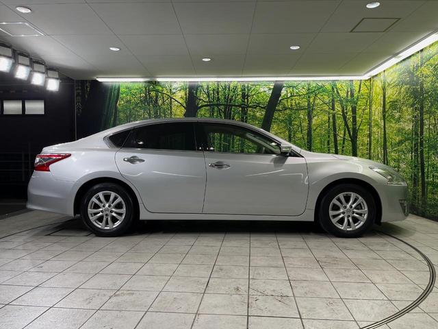 ティアナ ＸＬ　ナビＡＶＭパッケージ　純正ナビ　全周囲カメラ　衝突軽減装置　禁煙車　ドラレコ　コーナーセンサー　スマートキー　ＨＩＤヘッド　ＥＴＣ　クルコン　純正１６インチアルミ　オートライト　デュアルオートエアコン　パワーシート（51枚目）