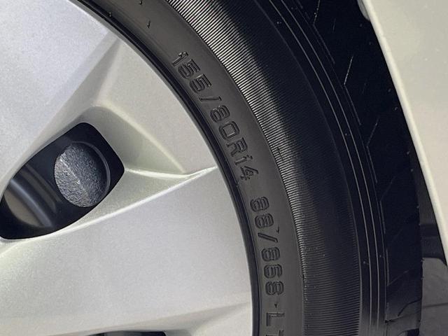 プロボックス ハイブリッドF 登録済未使用車 バックカメラ 100V電源 衝突被害軽減システム スマートキー オートハイビーム 車線逸脱警報 オートライト オートエアコン 純正14インチスチールホイール(52枚目)