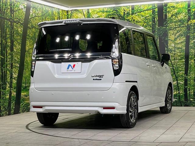 ソリオバンディット ハイブリッドＭＶ　登録済未使用車　メーカー９型ナビ　両側電動ドア　全周囲カメラ　衝突被害軽減システム　レーダークルーズ　コーナーセンサー　スマートキー　ＬＥＤヘッド　純正１５インチアルミ　オートハイビーム　車線逸脱警報（17枚目）