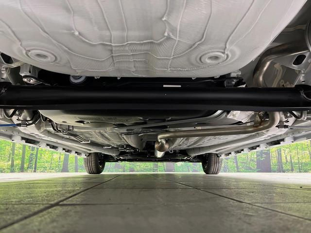 ソリオバンディット ハイブリッドＭＶ　登録済未使用車　メーカー９型ナビ　両側電動ドア　全周囲カメラ　衝突被害軽減システム　レーダークルーズ　コーナーセンサー　スマートキー　ＬＥＤヘッド　純正１５インチアルミ　オートハイビーム　車線逸脱警報（19枚目）