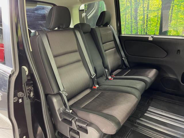 セレナ ハイウェイスター　純正ナビ　全周囲カメラ　衝突軽減装置　ドラレコ　プロパイロット　電動パーキングブレーキ　ＥＴＣ　両側電動スライドドア　リアオートエアコン　ステアリングスイッチ　禁煙車　スマートキー　盗難防止装置（8枚目）