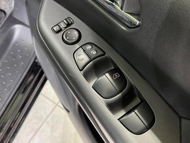 セレナ ハイウェイスター　純正ナビ　全周囲カメラ　衝突軽減装置　ドラレコ　プロパイロット　電動パーキングブレーキ　ＥＴＣ　両側電動スライドドア　リアオートエアコン　ステアリングスイッチ　禁煙車　スマートキー　盗難防止装置（36枚目）