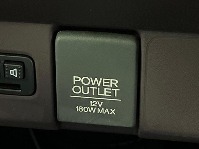 Ｎ－ＯＮＥ プレミアム　ツアラー　ＳＤナビ　バックカメラ　衝突被害軽減システム　禁煙車　ハーフレザーシート　スマートキー　ＨＩＤヘッド　ビルトインＥＴＣ　クルコン　オートエアコン　Ｂｌｕｅｔｏｏｔｈ　ＣＤ　ＤＶＤ再生　フルセグ（52枚目）