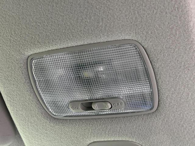 Ｎ－ＯＮＥ プレミアム　ツアラー　ＳＤナビ　バックカメラ　衝突被害軽減システム　禁煙車　ハーフレザーシート　スマートキー　ＨＩＤヘッド　ビルトインＥＴＣ　クルコン　オートエアコン　Ｂｌｕｅｔｏｏｔｈ　ＣＤ　ＤＶＤ再生　フルセグ（56枚目）