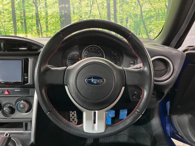 BRZ R MT車 SDナビ STiストラットタワーバー バックカメラ 禁煙車 スマートキー HIDヘッド ETC 純正17インチアルミ Bluetooth CD DVD再生 フルセグ(11枚目)