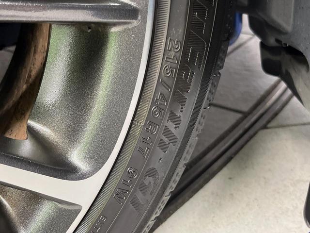 BRZ R MT車 SDナビ STiストラットタワーバー バックカメラ 禁煙車 スマートキー HIDヘッド ETC 純正17インチアルミ Bluetooth CD DVD再生 フルセグ(49枚目)