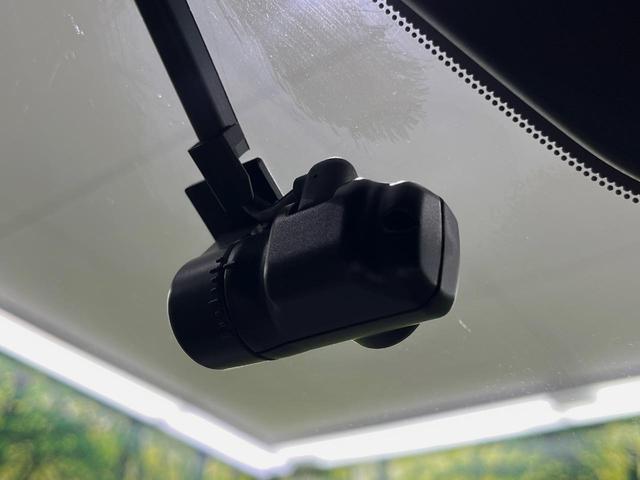 CX-60 25S エクスクルーシブモード 純正12型ナビ 全周囲カメラ BOSEサウンド 衝突軽減装置 レーダークルーズ 禁煙車 パワーバックドア 合皮レザーシート 前席シートエアコン ドラレコ コーナーセンサー パワーシート パドルシフト(6枚目)