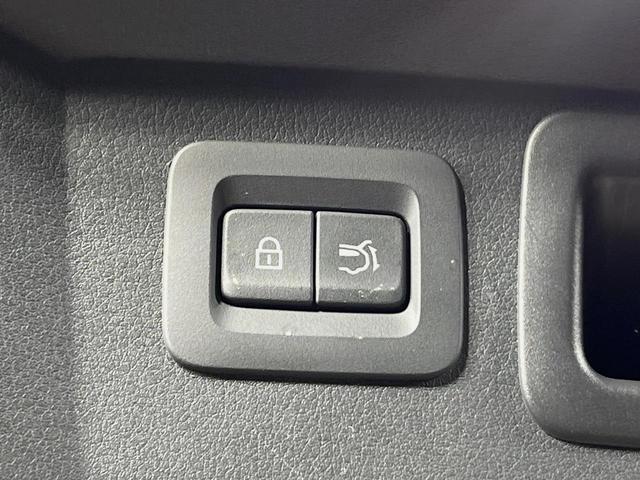 CX-60 25S エクスクルーシブモード 純正12型ナビ 全周囲カメラ BOSEサウンド 衝突軽減装置 レーダークルーズ 禁煙車 パワーバックドア 合皮レザーシート 前席シートエアコン ドラレコ コーナーセンサー パワーシート パドルシフト(7枚目)