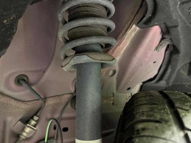 ルーミー Ｘ　純正ナビ　バックカメラ　電動スライドドア　衝突軽減軽減装置　禁煙車　コーナーセンサー　スマートキー　ＥＴＣ　オートハイビーム　車線逸脱警報　オートライト　ヘッドライトレベライザー　プライバシーガラス（20枚目）