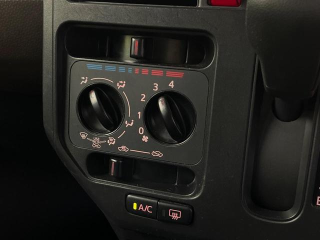 ルーミー Ｘ　純正ナビ　バックカメラ　電動スライドドア　衝突軽減軽減装置　禁煙車　コーナーセンサー　スマートキー　ＥＴＣ　オートハイビーム　車線逸脱警報　オートライト　ヘッドライトレベライザー　プライバシーガラス（29枚目）