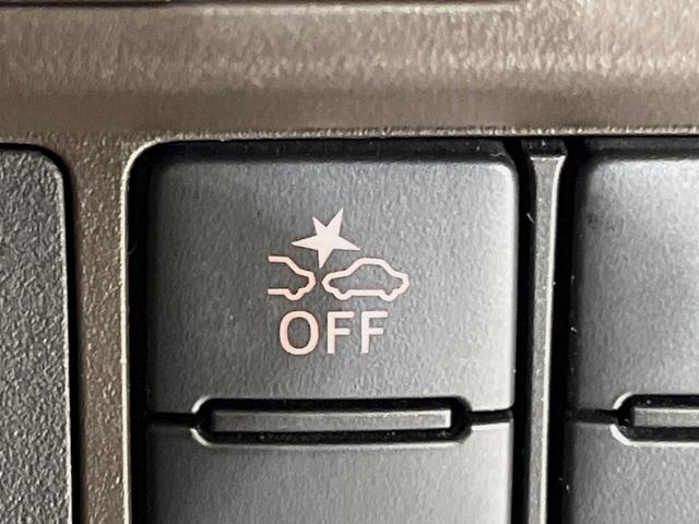 ルーミー Ｘ　純正ナビ　バックカメラ　電動スライドドア　衝突軽減軽減装置　禁煙車　コーナーセンサー　スマートキー　ＥＴＣ　オートハイビーム　車線逸脱警報　オートライト　ヘッドライトレベライザー　プライバシーガラス（30枚目）