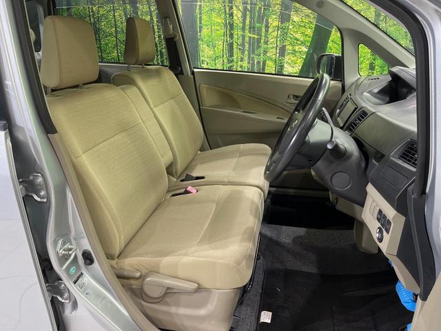 ムーヴ カスタム　Ｘリミテッド　ＳＤナビ　禁煙車　スマートキー　ＨＩＤヘッドライト　ＥＴＣ　純正１５インチアルミホイール　オートエアコン　ＣＤ　ＤＶＤ再生　フルセグ　アイドリングストップ　電動格納ミラー　プライバシーガラス（8枚目）