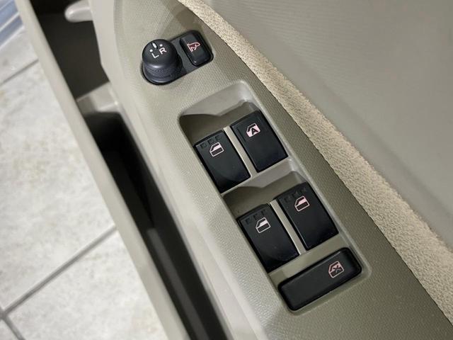 ムーヴ カスタム　Ｘリミテッド　ＳＤナビ　禁煙車　スマートキー　ＨＩＤヘッドライト　ＥＴＣ　純正１５インチアルミホイール　オートエアコン　ＣＤ　ＤＶＤ再生　フルセグ　アイドリングストップ　電動格納ミラー　プライバシーガラス（28枚目）