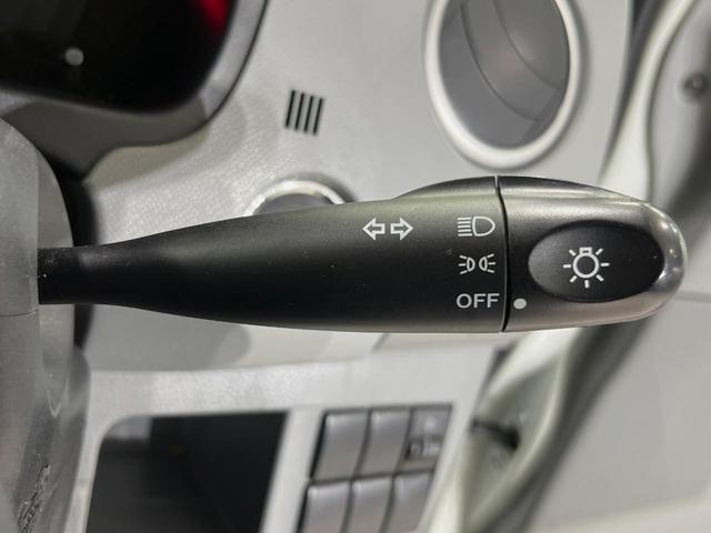 ＡＺワゴン ＸＳ　禁煙車　スマートキー　ドアバイザー　衝突安全ボディ　プライバシーガラス　盗難防止システム　純正１４インチアルミ　ＣＤ再生（25枚目）