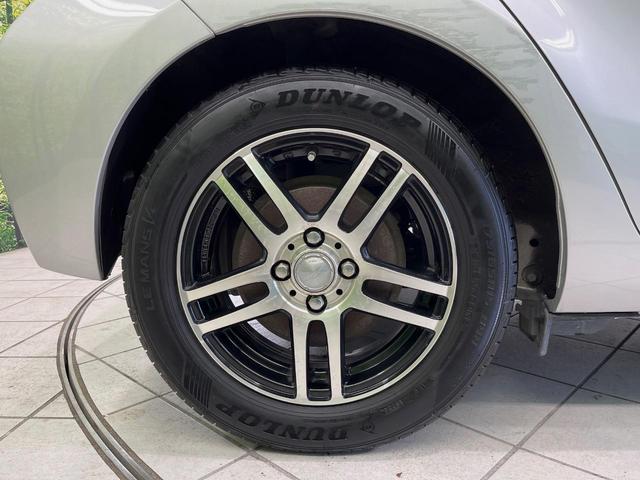 アクア Ｓ　メモリーナビ　バックカメラ　禁煙車　スマートキー　ＥＴＣ　オートライト　オートエアコン　フォグライト　プライバシーガラス　衝突安全ボディ　盗難防止システム　Ｂｌｕｅｔｏｏｔｈ　ＣＤ　ＤＶＤ再生　地デジ（49枚目）