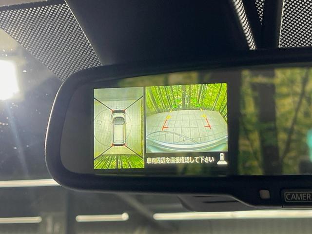 �y�A���E���h�r���[���j�^�[�z��p�̃J�����ɂ��A�ォ�猩���낵���悤�Ȏ��_�łR�U�O�x�N���}�̎��͂��m�F���邱�Ƃ��ł��܂������p�������m�F���₷���A�����ꏊ�ł̐؂�Ԃ��⒓�Ԃ��X���[�Y�ɍs���܂��B