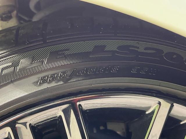 クラウンハイブリッド アスリートＳ　ブラックスタイル　サンルーフ　メーカー８型ナビ　バックカメラ　禁煙車　本革シート　前席シートベンチレーション　前席パワーシート　コーナーセンサー　スマートキ―　ＨＩＤヘッドライト　ＥＴＣ　ステアリングヒーター　フルセグ（62枚目）