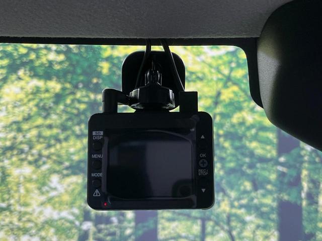 スペーシアカスタム ハイブリッドＸＳターボ　メーカー９型ナビ　両側電動スライドドア　全周囲カメラ　衝突軽減装置　レーダークルーズ　禁煙車　ハーフレザーシート　前後ドラレコ　コーナーセンサー　スマートキー　ＬＥＤヘッド　ステアリングヒーター（24枚目）