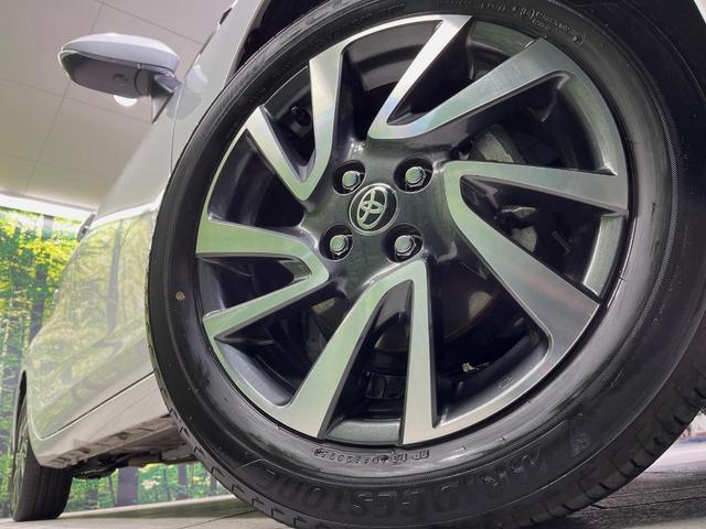 �y�����I�v�V�����P�U�C���`�A���~�z�C�[���z�����I�v�V�����z�C�[���𑕒��B���s���\�̌���ɉ����A�O�ς����X�^�C���b�V���ɂȂ��Ă��܂��B