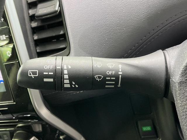 セレナ ハイウェイスターＶ　純正１０型ナビ　後席モニター　両側電動ドア　全周囲カメラ　衝突被害軽減システム　レーダークルーズ　禁煙車　ドラレコ　コーナーセンサー　スマートキー　ＬＥＤヘッド　ＥＴＣ　純正１６インチアルミ（30枚目）