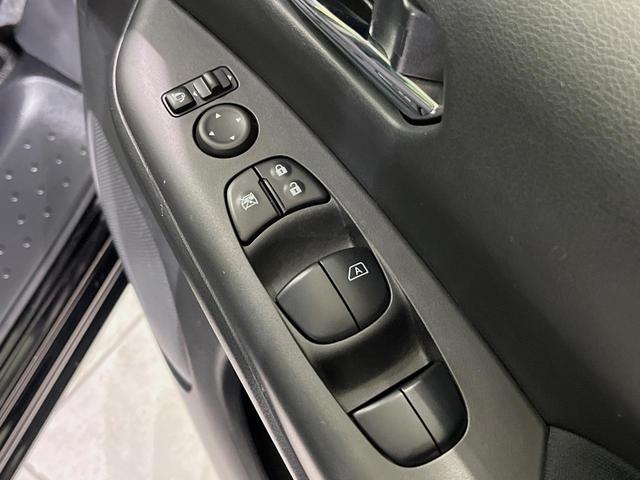 セレナ ハイウェイスターＶ　純正１０型ナビ　後席モニター　両側電動ドア　全周囲カメラ　衝突被害軽減システム　レーダークルーズ　禁煙車　ドラレコ　コーナーセンサー　スマートキー　ＬＥＤヘッド　ＥＴＣ　純正１６インチアルミ（35枚目）