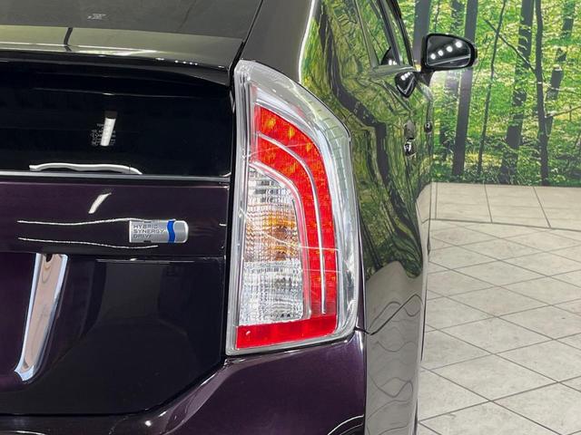 プリウス Ｇ　ＨＤＤナビ　バックカメラ　禁煙車　ハーフレザーシート　パワーシート　ドラレコ　スマートキー　ＨＩＤヘッドライト　ＥＴＣ　クルーズコントロール　オートライト　オートエアコン　純正１５インチアルミホイール（52枚目）