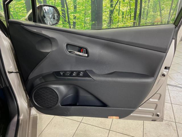 プリウス Ａ　純正９型ナビ　バックカメラ　衝突軽減装置　レーダークルーズ　禁煙車　コーナーセンサー　スマートキー　ＬＥＤヘッドライト　ＥＴＣ　オートマチックハイビーム　パークアシスト　ブラインドスポットモニター（42枚目）