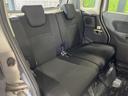 後部座席も気になるようなキズ・汚れやへたり等、大きなダメージはなく、良好な状態です。