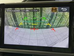 【バックカメラ】駐車時に後方がリアルタイム映像で確認できます。大型商業施設や立体駐車場での駐車時や、夜間のバック時に大活躍！運転スキルに関わらず、今や必須となった装備のひとつです！ 5