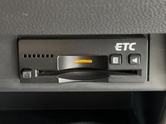 【ＥＴＣ】高速道路の料金所をストレスなく通過！話題のスポットやサービスエリアに多い「スマートIntercooler」利用時は必須のアイテムです。当店でセットアップを実施、ご納車当日からすぐにご利用いただけます！ 5