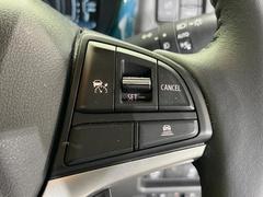 �ڥ����ץƥ��֥��롼������ȥ�����۹�®ƻϩ�Ǥ�Ĺ��Υ���Ԥ��ڤˡ�����ư��®�٤��ݤĥ��롼������ȥ����뤬�����ͷڸ������ƥ��Ϣ�Ȥ��������μ�ξ���Τ��Ƽִ֤��ݤĤ褦��®��Ĵ�ᤷ�Ƥ���ޤ����� 6