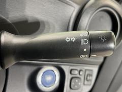 �ڥ����ȥ饤�ȡۼ�������뤵�˱����Ƽ�ư�ǥإåɥ饤�Ȥ��������������Ǥ��뵡ǽ�Ǥ����饤�Ȥ��դ�˺�졦�ä�˺��ʤɤ�̵���ʤꡢ��������ͼ�������Ԥ�¿����ȥ�ͥ��̲���������Ǥ��͢� 5