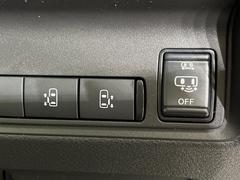 �ڥϥ󥺥ե꡼��ǽ�դ�ξ¦�ѥ���饤�ɥɥ��ۥ��饤�ɥɥ��β���­�������Ƥ��������ȡ���ưŪ�˥��饤�ɥɥ������Ĥ��ޤ�����ʪ��ξ�꤬�դ����ä����֤Ǥ⡢�ɥ��γ��Ĥ��Ǥ��ƤȤäƤ������� 5