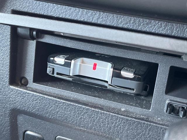 ロング エクシード carrozzeriaナビ 4WD クルーズコントロール バックカメラ ETC HIDヘッドライト オートエアコン オートライト 純正17インチアルミホイール(5枚目)
