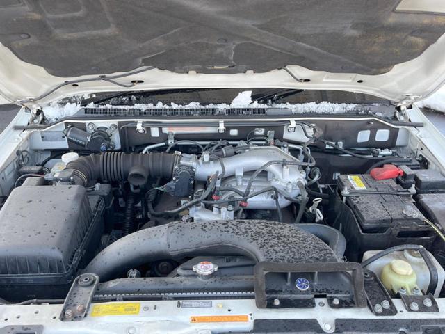 ロング エクシード carrozzeriaナビ 4WD クルーズコントロール バックカメラ ETC HIDヘッドライト オートエアコン オートライト 純正17インチアルミホイール(18枚目)