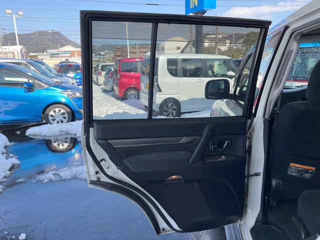 ロング エクシード carrozzeriaナビ 4WD クルーズコントロール バックカメラ ETC HIDヘッドライト オートエアコン オートライト 純正17インチアルミホイール(32枚目)