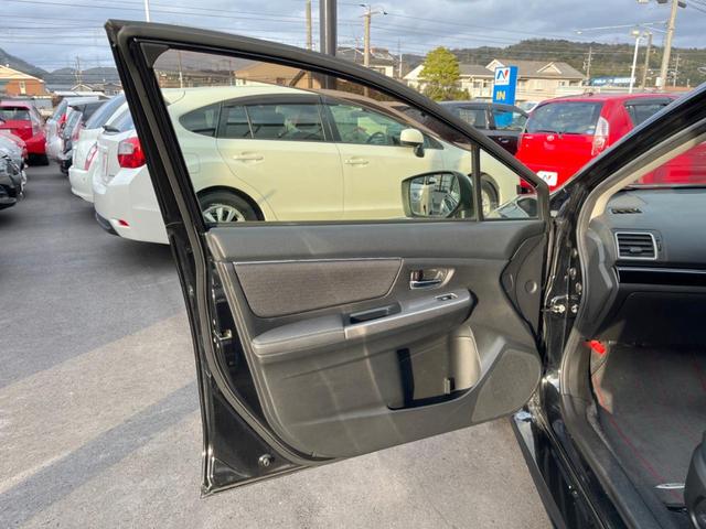 1.6GTアイサイト pioneerナビ 衝突被害軽減装置 レーダークルーズコントロール 禁煙車 フルセグTV バックカメラ ETC Bluethooth再生 LEDヘッドライト スマートキー オートライト オートエアコン(35枚目)