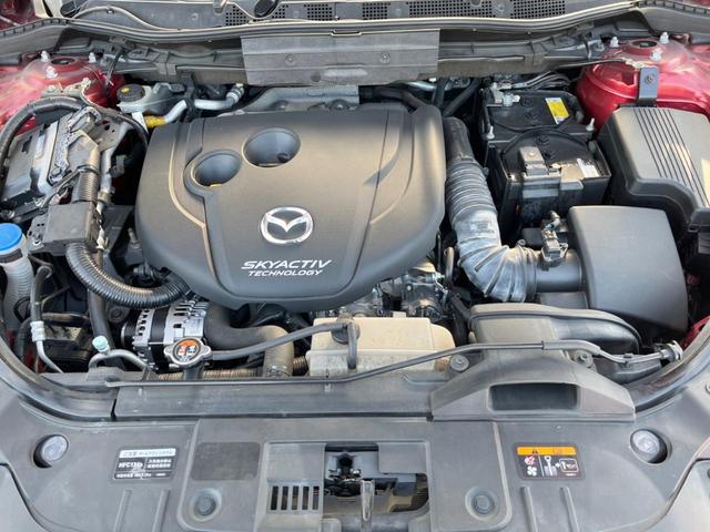 XD KENWOODナビ 4WD 禁煙車 バックカメラ ETC Bluethooth再生 HIDヘッドライト スマートキー オートライト オートエアコン 純正17インチアルミホイール(19枚目)