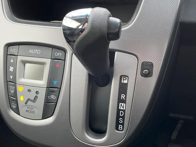 カスタムR オーディオ 禁煙車 LEDヘッドライト スマートキー オートエアコン オートライト 純正14インチアルミホイール 盗難防止装置 プライバシーガラス(7枚目)