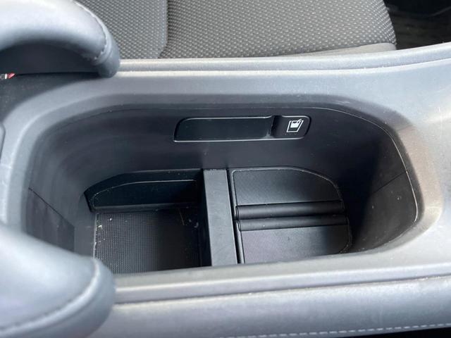 X・ホンダセンシング 純正ナビ レーダークルーズコントロール レーンアシスト 禁煙車 フルセグTV バックカメラ ETC Bluethooth再生 LEDヘッドライト スマートキー オートエアコン オートライト(36枚目)