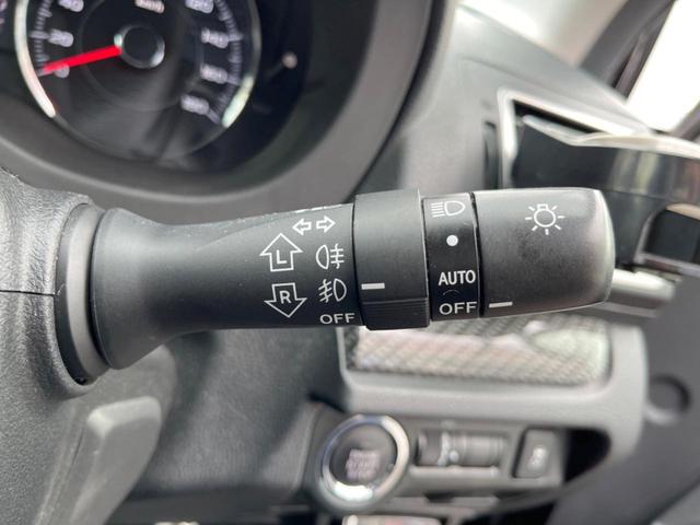 S-リミテッド 純正ナビ 4WD 衝突被害軽減装置 禁煙車 レーダークルーズコントロール バックカメラ Bluetooth再生 フルセグTV ETC パワーシート HIDヘッドライト デュアルオートエアコン(27枚目)
