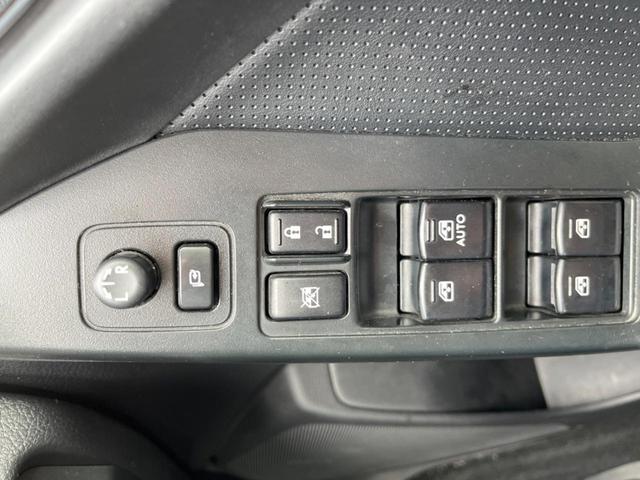 S-リミテッド 純正ナビ 4WD 衝突被害軽減装置 禁煙車 レーダークルーズコントロール バックカメラ Bluetooth再生 フルセグTV ETC パワーシート HIDヘッドライト デュアルオートエアコン(34枚目)