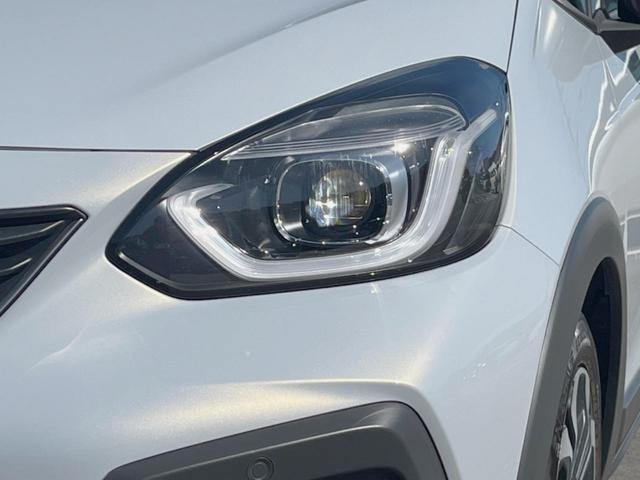 フィット ｅ：ＨＥＶクロスター　禁煙車　純正ナビ　バックカメラ　ＬＥＤヘッドライト　レーダークルーズコントロール　フルセグ　ＥＴＣ　Ｂｌｕｅｔｏｏｔｈ　ＤＶＤ再生（13枚目）
