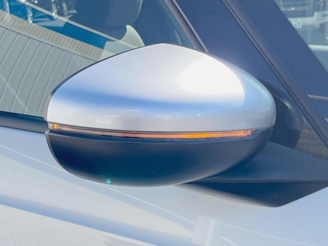 フィット ｅ：ＨＥＶクロスター　禁煙車　純正ナビ　バックカメラ　ＬＥＤヘッドライト　レーダークルーズコントロール　フルセグ　ＥＴＣ　Ｂｌｕｅｔｏｏｔｈ　ＤＶＤ再生（53枚目）