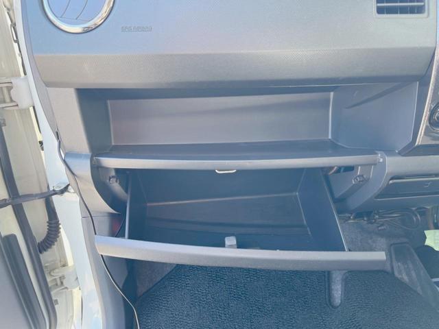 ワゴンＲ スティングレーＴ　禁煙車　ＨＤＤナビ　ドライブレコーダー　ＨＩＤヘッドライト　オートエアコン　ワンセグ　ＤＶＤ再生（13枚目）