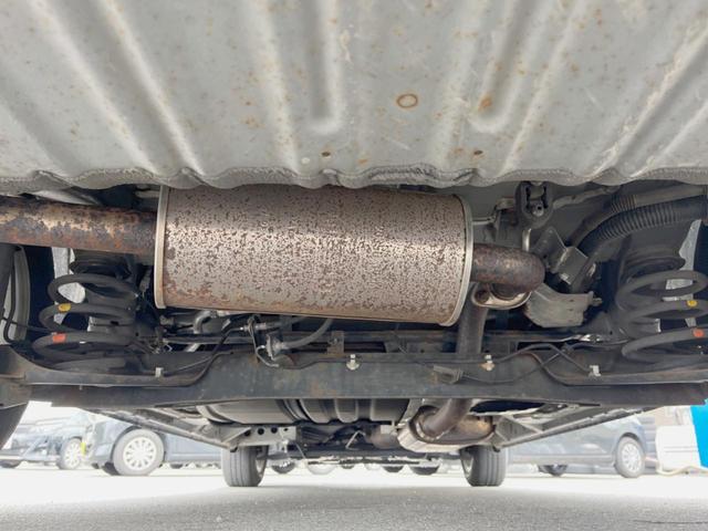 セレナ Ｓ　電動スライドドア　全周囲カメラ　衝突被害軽減システム　禁煙車　ＨＩＤヘッド　ビルトインＥＴＣ　オートライト　オートエアコン　Ｂｌｕｅｔｏｏｔｈ　フルセグ（19枚目）